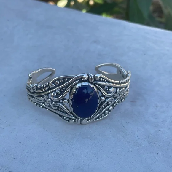 Silver Cuff Bracelet with Blue Lapis